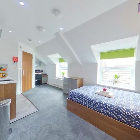 Victoria House Apartment Coventry Bagian luar foto